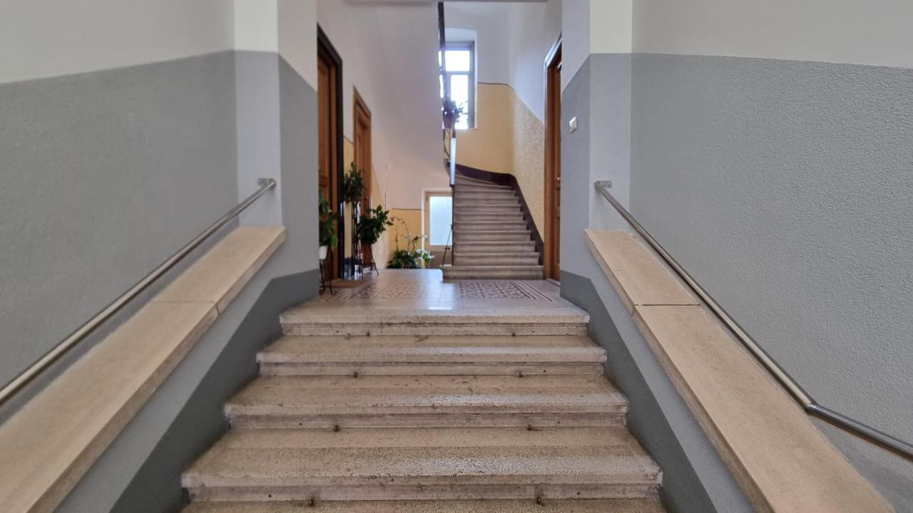 Light Blue Apartment Trieste Esterno foto